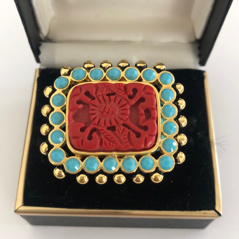 - Large Cocktail multi colored Ring 8.75